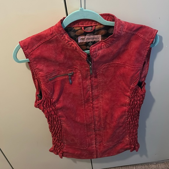 MONTANA CO. Red Vest- faux leather- size M - Picture 1 of 4